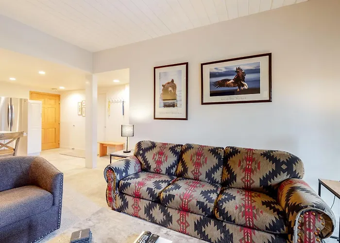 Ptarmigan House